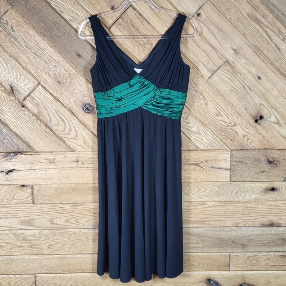 Suzi Chin Womens Size 6  Baby Doll Pleated Dress Sleeveless Cocktail Party Black